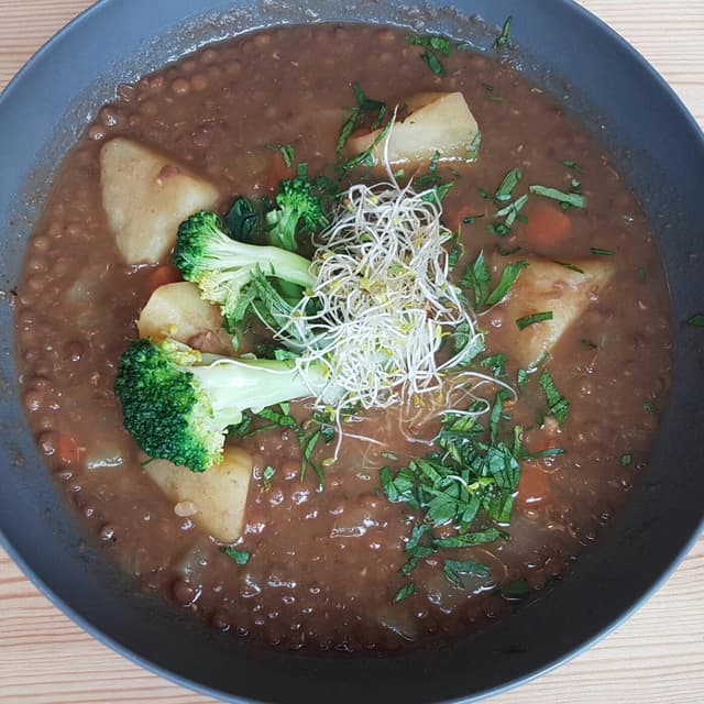 Photo du plat “Lentejas con verduras y arroz”