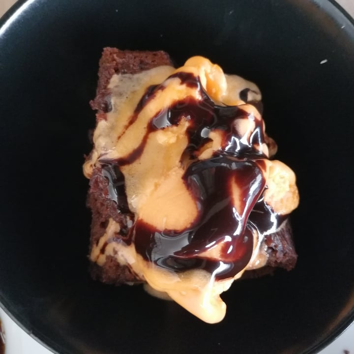photo of El Manglar Brownie con helado shared by @lepr on  20 Oct 2021 - review