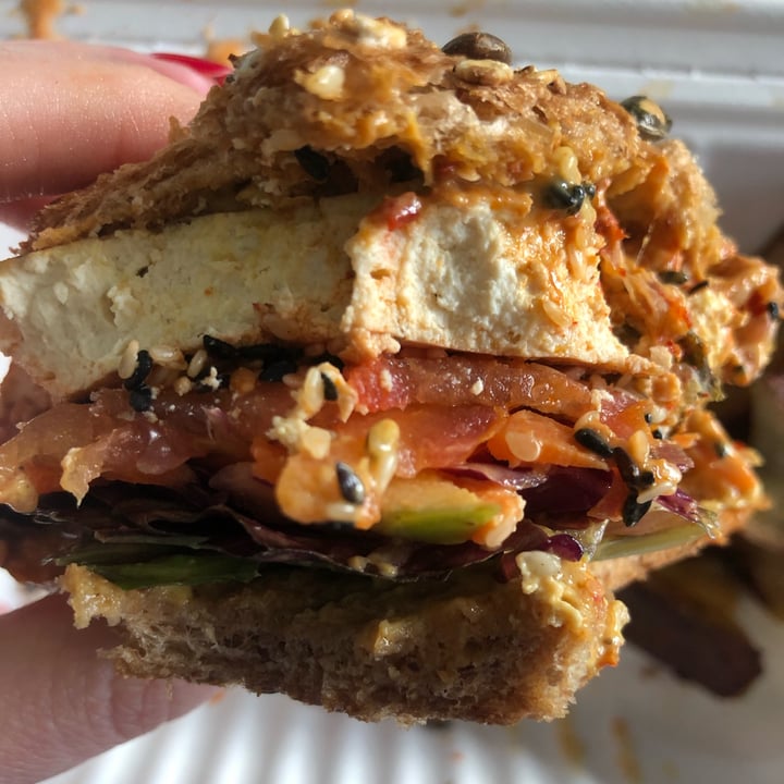 photo of Lexi's Healthy Eatery Tofu Tango Burger shared by @samjaytay on  16 Nov 2021 - review