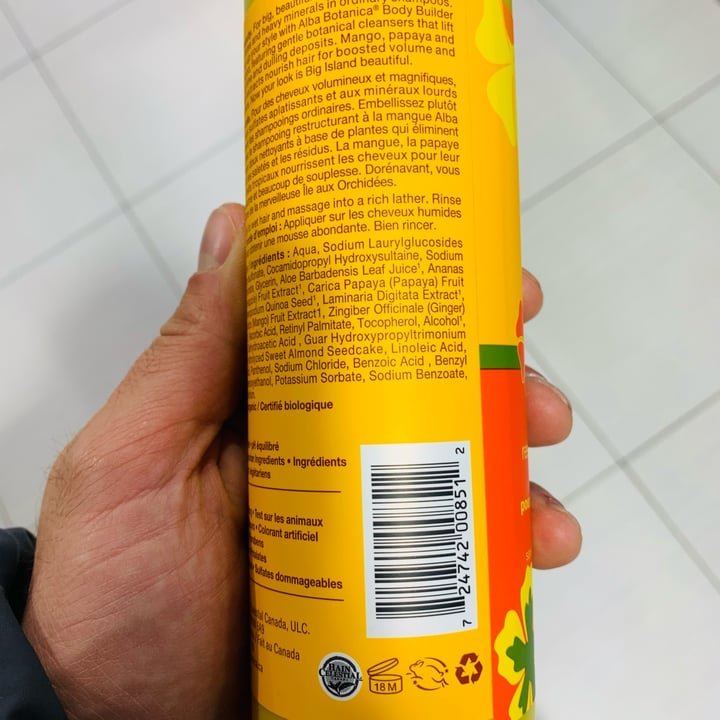 photo of Alba Botanica Mango Shampoo shared by @isafaciano on  21 Nov 2021 - review