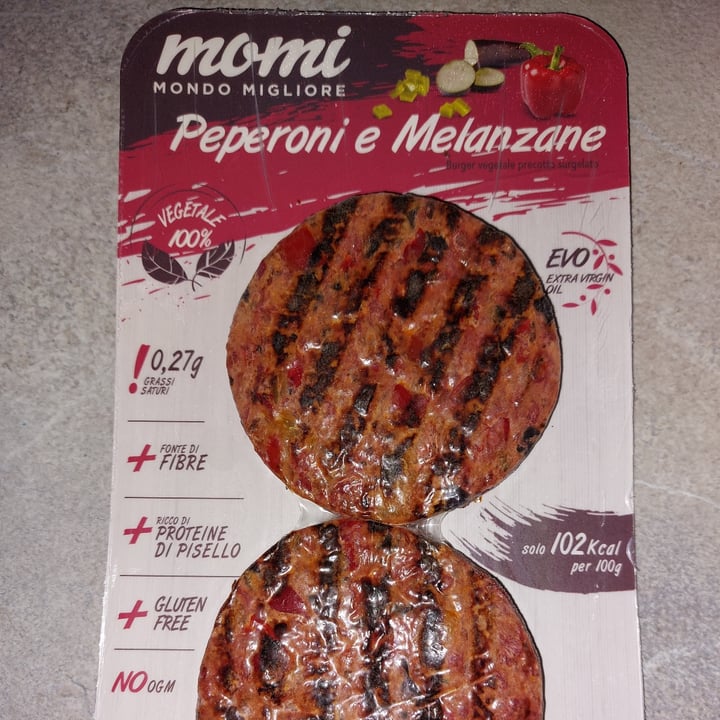 photo of Momi - Mondo migliore Burger Peperoni E Melanzane shared by @ilaparadise on  08 Apr 2022 - review
