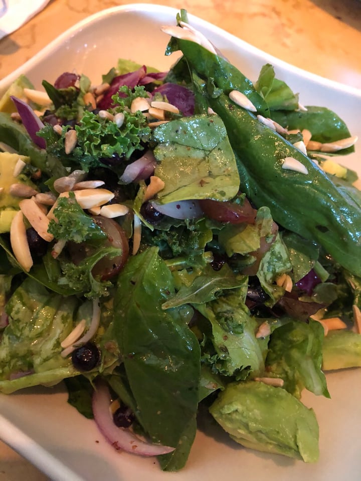 photo of The Cheesecake Factory Wellness Salad shared by @courtlynn on  06 Jul 2018 - review