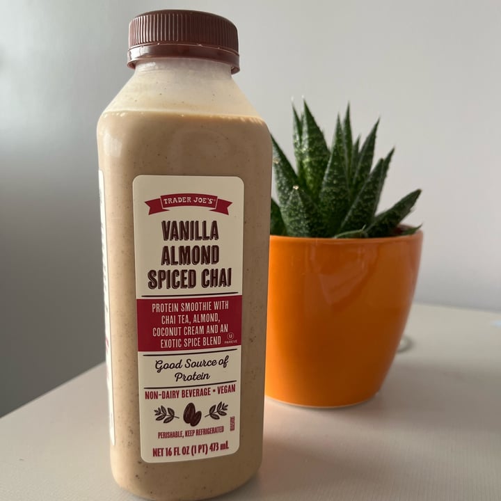 photo of Trader Joe's Vanilla Almond Spiced Chai shared by @bepotts on  25 May 2022 - review