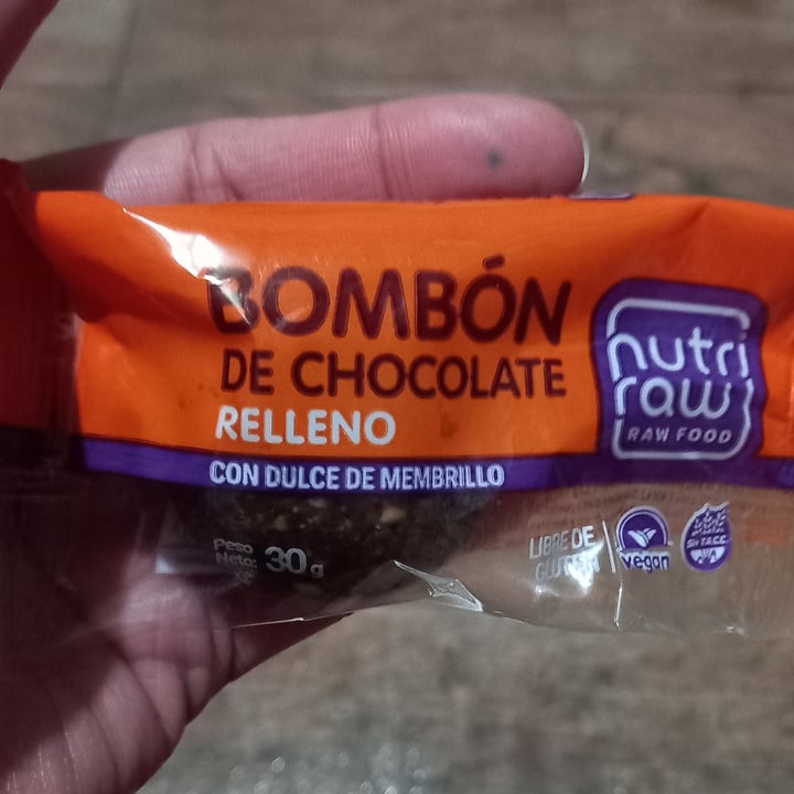 photo of Nutri Raw Bombón De Chocolate Relleno De Membrillo shared by @lulitalaveganita on  31 Jul 2021 - review