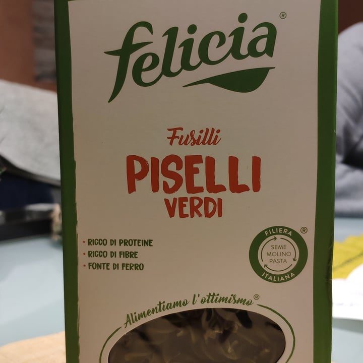 review photo of Felicia Fusilli piselli verdi shared by @silviasgribbia on 02 Apr 2022 - review