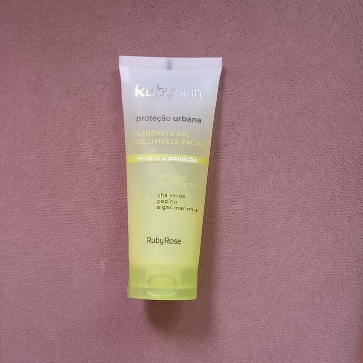 photo of RubyRose Sabonete Gel de Limpeza Facial shared by @fatima1965 on  12 May 2022 - review