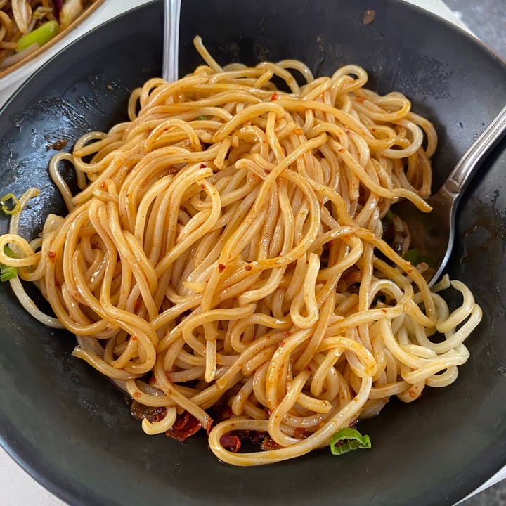 photo of Spicy Moon Vegetarian Szechuan Dan Dan Noodle shared by @pherz on  01 Aug 2020 - review