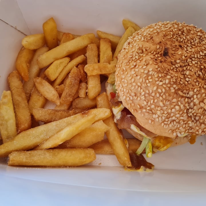 photo of Peregrine Farm Stall Beyond Burger shared by @ell269 on  08 Jan 2021 - review