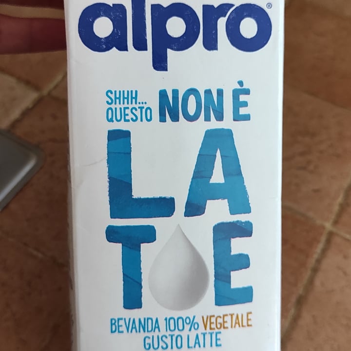 review photo of Alpro Shhh...Questo Non è Latte (LIGHT) shared by @anamchara on 28 Oct 2022 - review