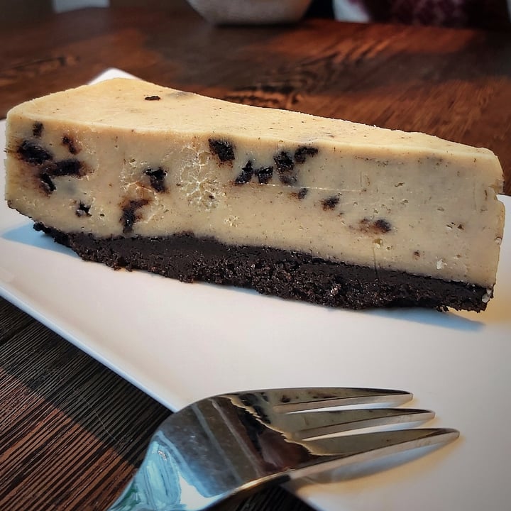 photo of Green House Oreo Raw Cake shared by @ggiadap on  16 Nov 2021 - review