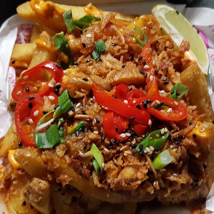 photo of Wholesome Junkies | Arndale Thai fries shared by @vegan-paul on  26 Mar 2022 - review