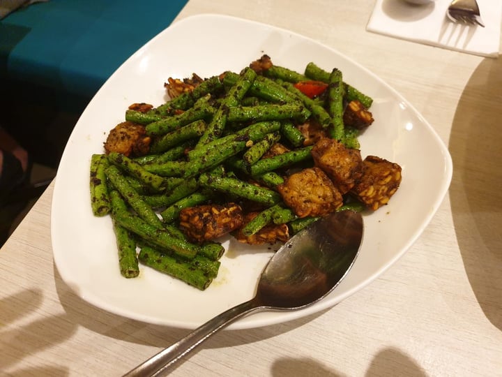photo of Whole Earth Long Beans with Tempeh shared by @vikasismyhero on  25 Sep 2019 - review