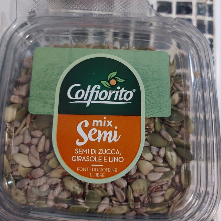 review photo of Colfiorito Mix semi Zucca Girasole E Lino shared by @mikimante on 25 Oct 2022 - review