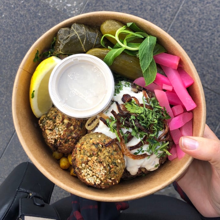 photo of Vegan Lebanese Street Food Lebanese Buddha bowl shared by @callyjoart on  05 Jan 2021 - review