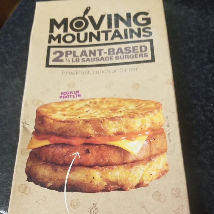 photo of Moving Mountains 2 plant-based 1/4 lb sausage burguers shared by @rockchic on  11 Mar 2022 - review