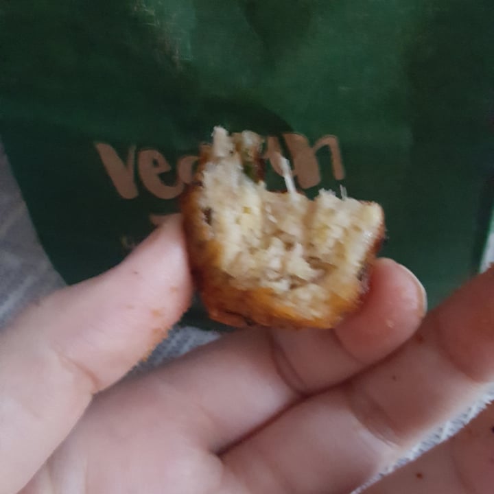 photo of Vegan-se Bolinho de Jacalhau + Maionese Artesanal shared by @isabelcb on  20 Jan 2022 - review