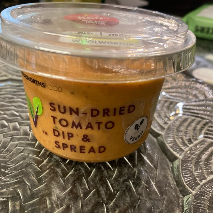 photo of Woolworths Food Sundried tomato dip & spread shared by @shanwels on  14 Dec 2021 - review