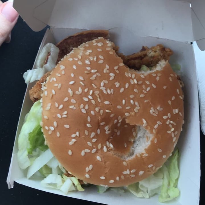 photo of McDonald's Veggie burger shared by @hannini on  05 Dec 2020 - review