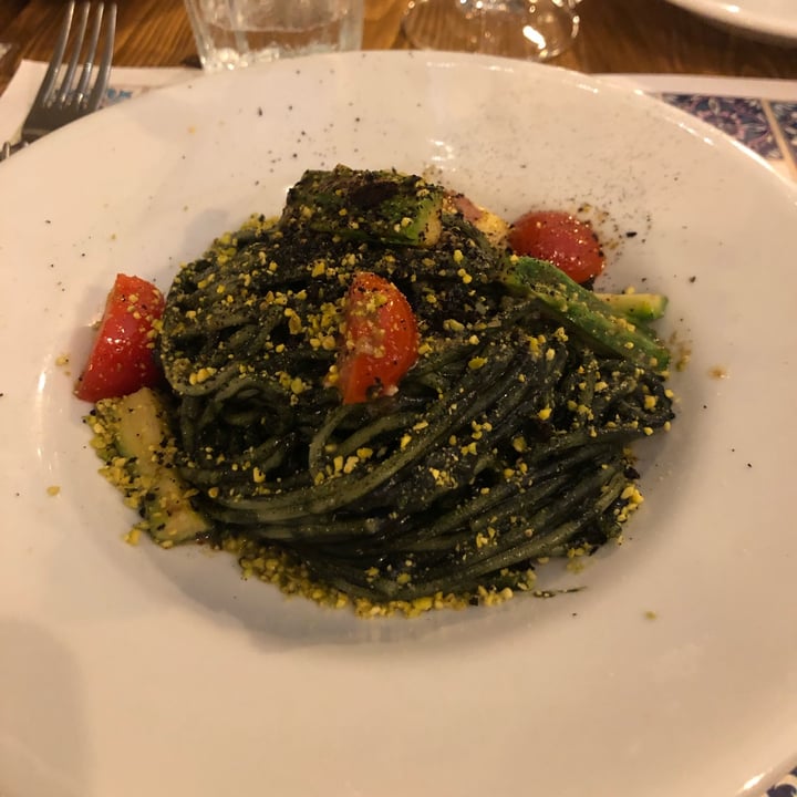 photo of Status Quo Spaghetto al sapore di mare shared by @violettaplantbased on  02 Aug 2022 - review