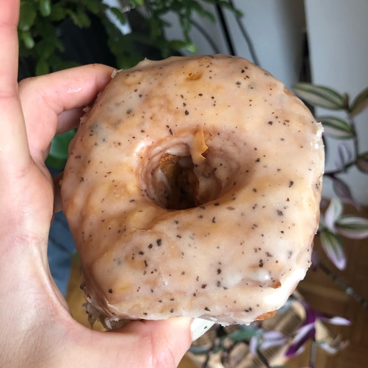 photo of MACHINO DONUTS London Fog Cronut shared by @tiascaz on  26 Mar 2022 - review