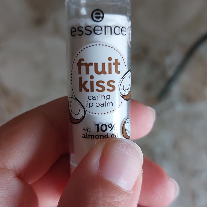 review photo of Essence Fruit Kiss Caring Lip Balm - Coconut Lust shared by @martillaveg on 15 May 2022 - review