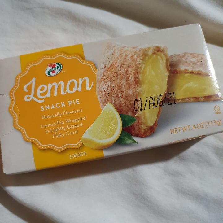 7-Select Lemon Snack Pie Review | abillion