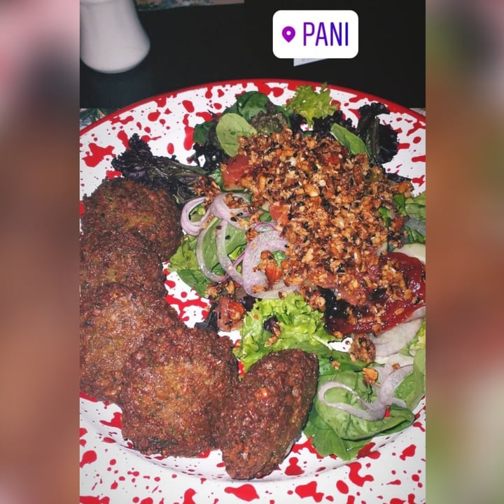 photo of Pani Falafels shared by @daianagonzalez on  04 May 2021 - review