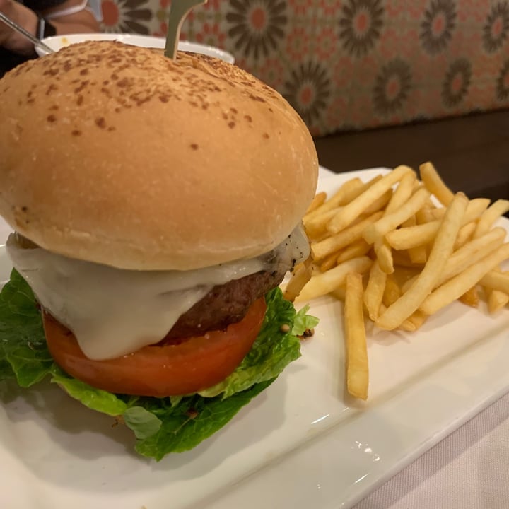 review photo of Original Sin Mediterranean Restaurant O.S Burger (Beyond Burger patty) shared by @ambermoosa on 19 Nov 2020 - review