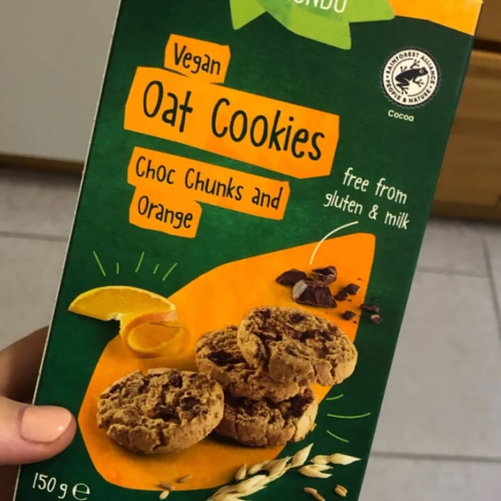 photo of Vemondo biscotti arancia e goccia di cioccolato shared by @vegfede on  13 Apr 2022 - review