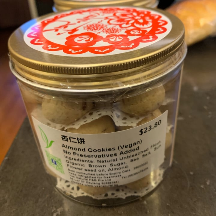 photo of Yes Natural Bakery Almond cookie shared by @turtleisland on  22 Jan 2022 - review