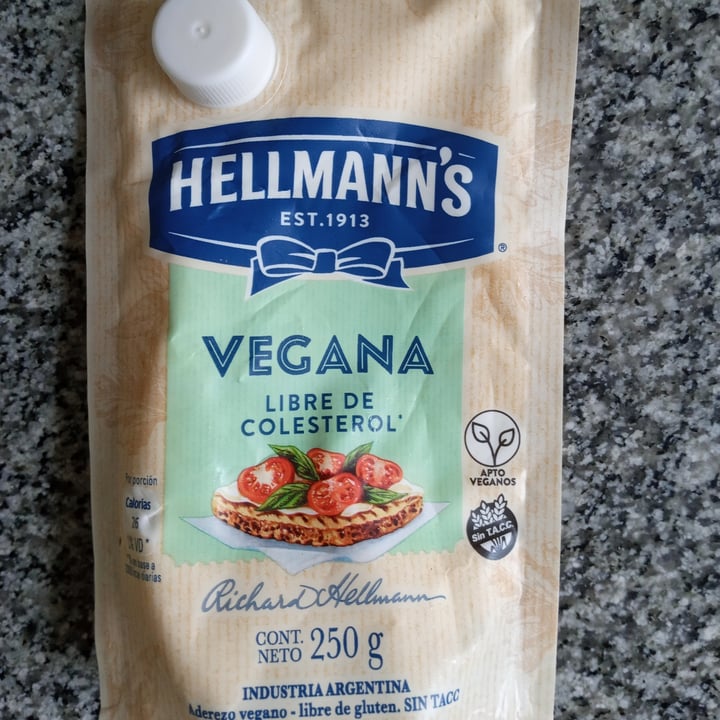 photo of Hellmann’s Hellman’s Vegan Mayonnaise shared by @loegozcue on  04 Mar 2021 - review
