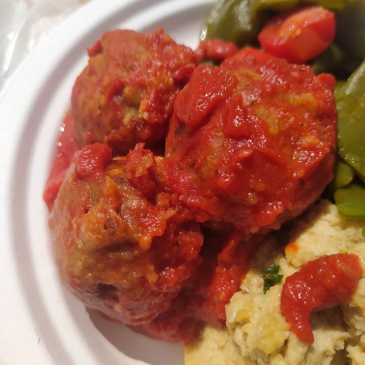photo of La Cucina Naturale polpette di lenticchie in umido shared by @valy on  09 May 2022 - review