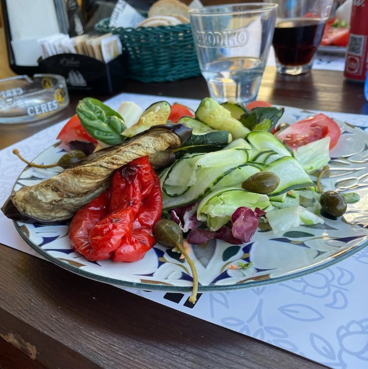 review photo of The King Boffalora insalata vegana shared by @dero666 on 22 Aug 2022 - review