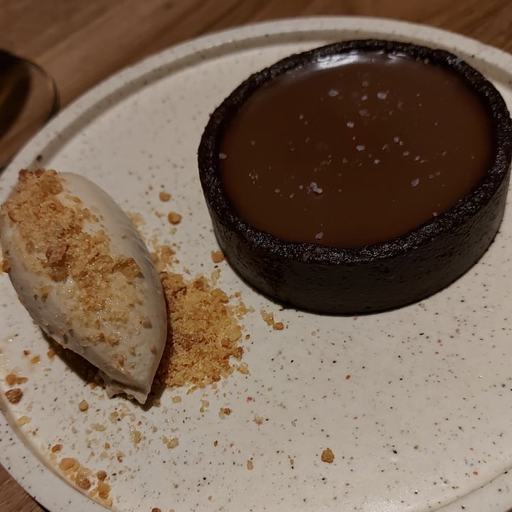 photo of Sacro Tortita de chocolate con helado de maní shared by @pucky on  02 Aug 2021 - review