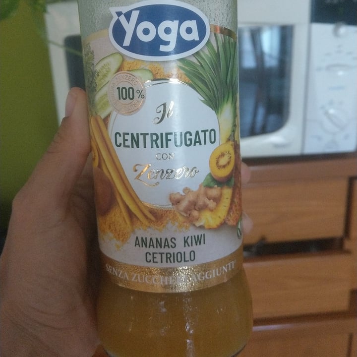 review photo of Yoga Il Centrifugato Con Zenzero, Ananas, Kiwi E Cetriolo shared by @rosellina on 31 Aug 2022 - review