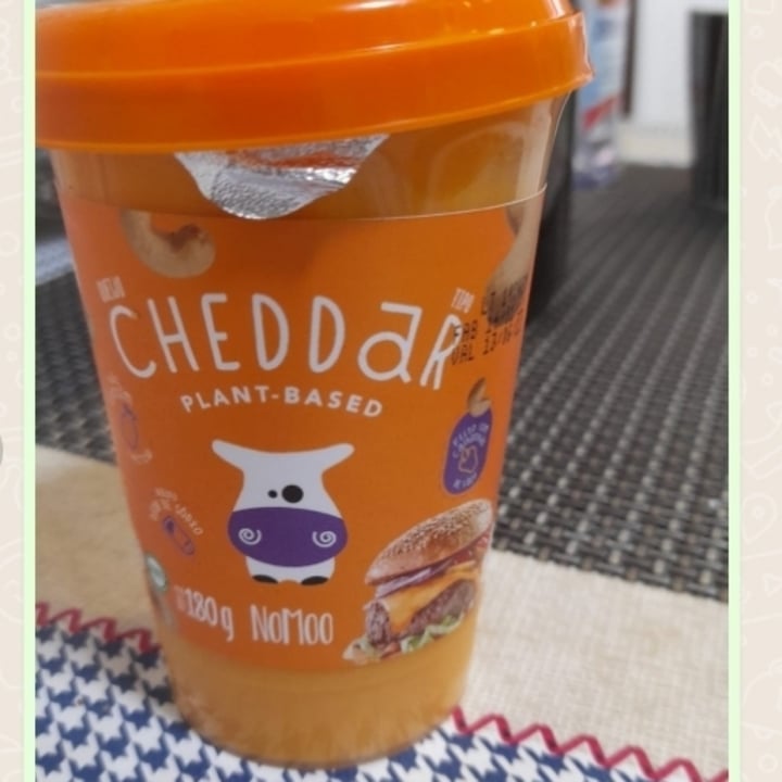 photo of NOMOO Plant-Based Brasil Queijo Cheddar shared by @claudiafiocco on  30 Apr 2022 - review