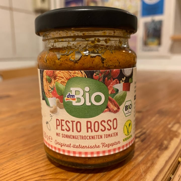 review photo of dmBio Pesto Rosso shared by @saraimpe on 18 Sep 2022 - review
