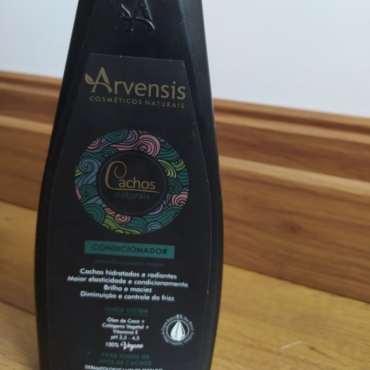 review photo of Arvensis Condicionador para Cabelos Cacheados shared by @elianasanches on 04 May 2022 - review