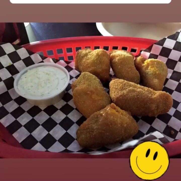 photo of Doomie's Home Cookin' Jalapeño Poppers shared by @onearthling on  18 Jul 2020 - review