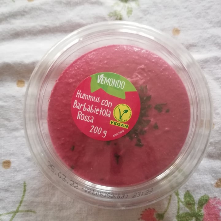 photo of Vemondo Hummus con Barbabietola Rossa shared by @progettocuoriliberi on  12 Mar 2022 - review