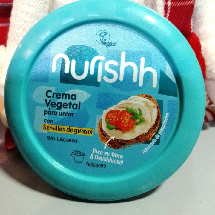 photo of Nurishh Crema vegetal para untar con semillas de girasol shared by @berengueremy on  25 Nov 2022 - review