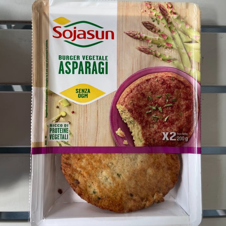 photo of Sojasun Burger asparagi shared by @francescalattanzi on  13 Oct 2022 - review