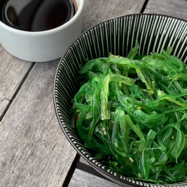 Foto del plato “Ensalada De Goma Wakame”