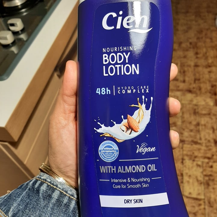 review photo of Cien Nourishing Body lotion shared by @testopesto on 13 Apr 2022 - review