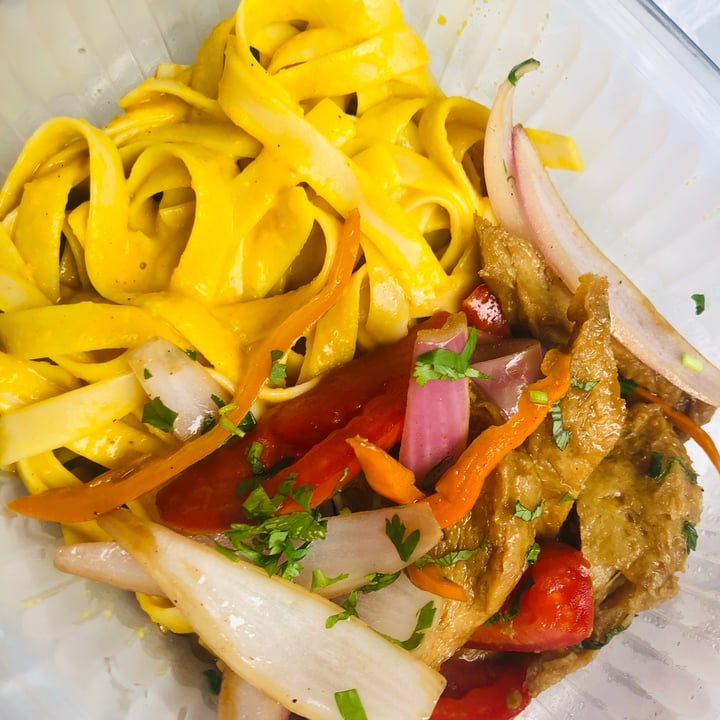 review photo of Loving Hut - Golden Food Lomo Saltado con Fettuccini a la huancaína shared by @sophie15 on 15 Jun 2020 - review