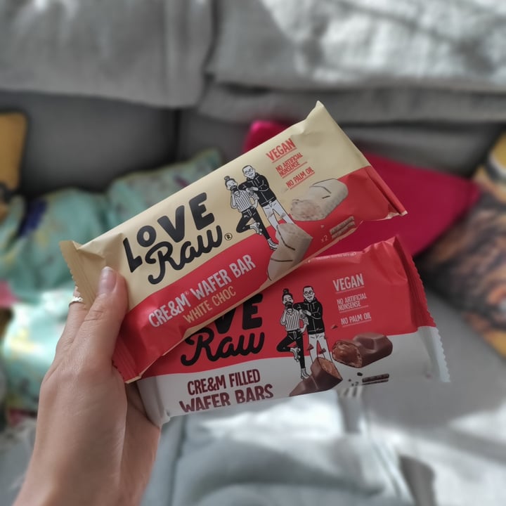 photo of LoveRaw Cre&m Wafer Bar White Choc shared by @maxtherudebunny on  09 Jun 2021 - review