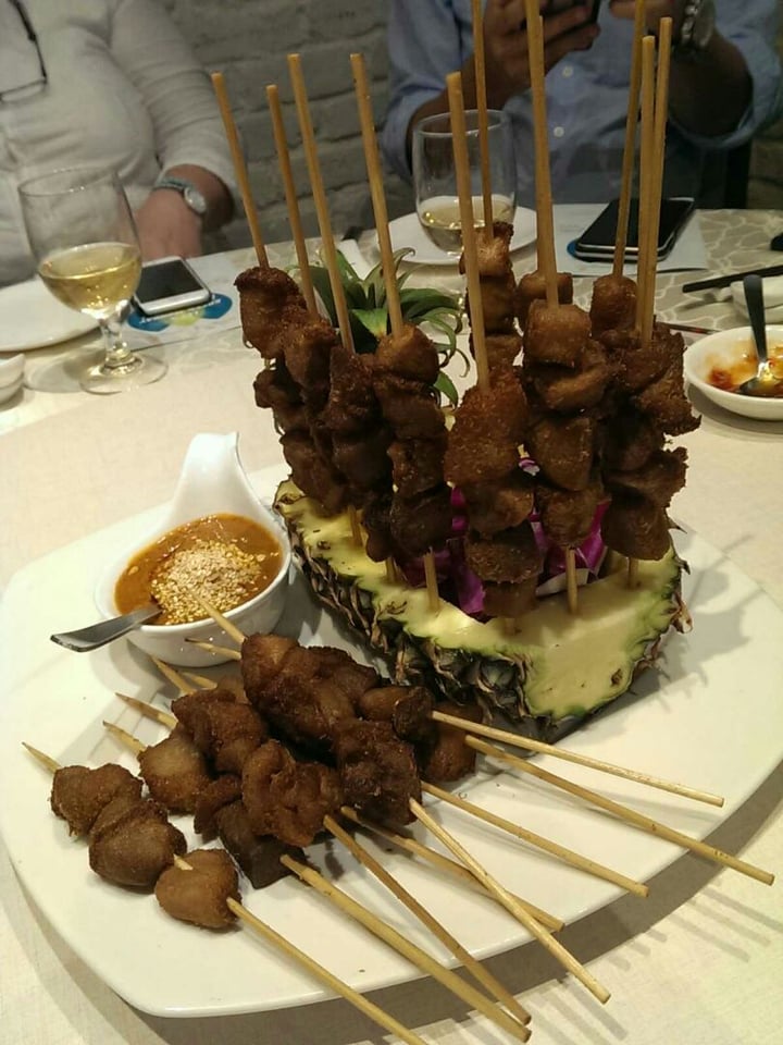 photo of LingZhi Vegetarian - Liat Towers Vegetarian Satay served in Fresh Pineapple shared by @fourdollars on  29 Jul 2019 - review