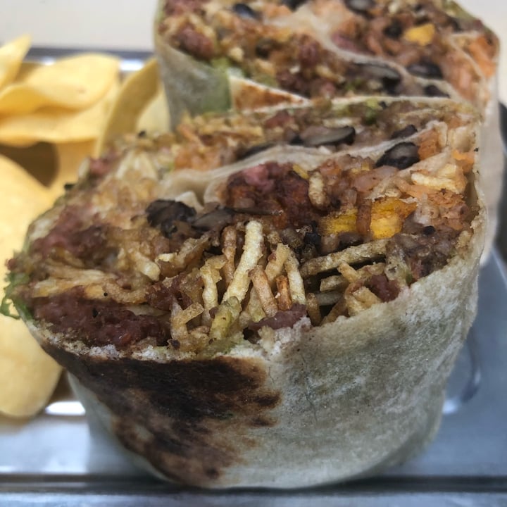 photo of Cafe Leon Interior 6 Local 3 Paseo Del Faro Burrito Beyond Meat shared by @viviana-ripe on  25 Jun 2022 - review