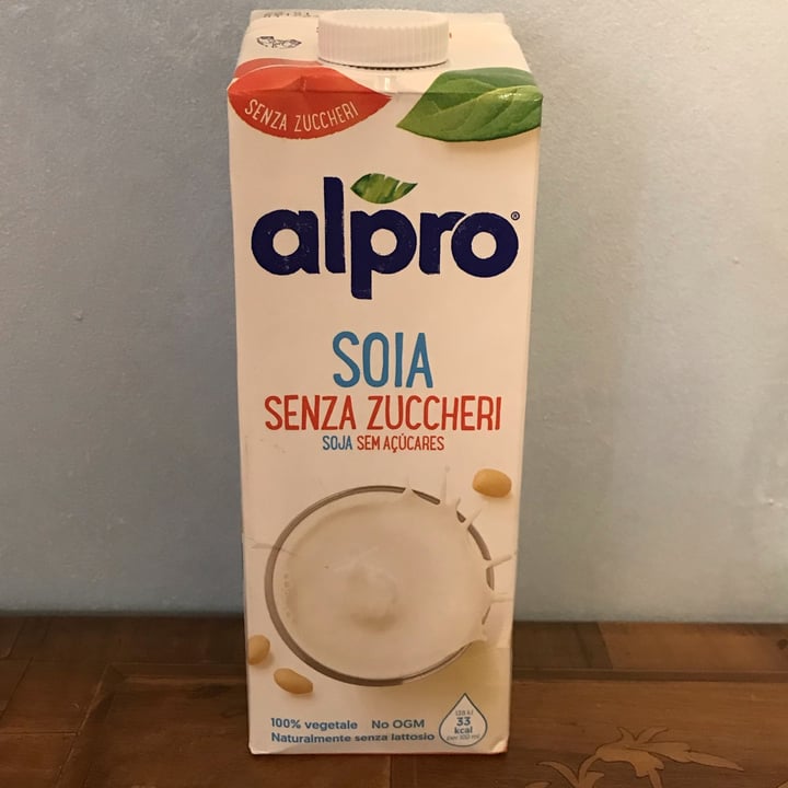 photo of Alpro Bevanda Di Soia Senza Zuccheri shared by @ariannaarisio on  16 May 2022 - review