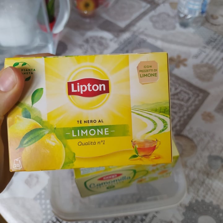 photo of Lipton Tè nero al limone shared by @violettamacarelli on  06 Apr 2022 - review